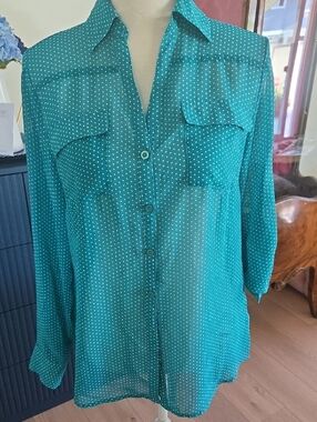 Sheer Voile 2 Pocket on Chest Blouse with Long or Roll Up Sleeves with Tab.